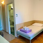 Spinut بيت شباب سبليت