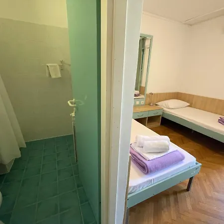 Hostel Spinut Split