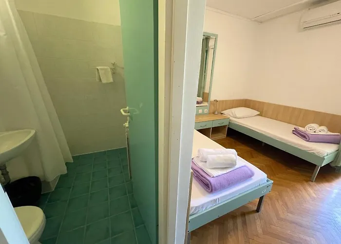 Hostel Spinut Split