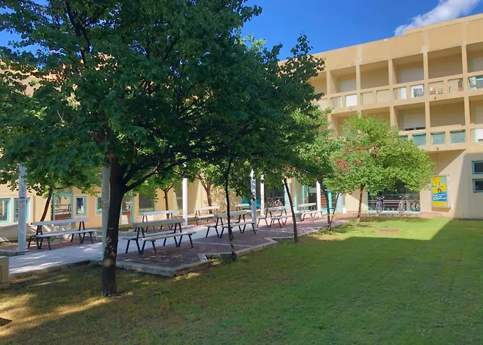 Spinut Auberge de jeunesse *