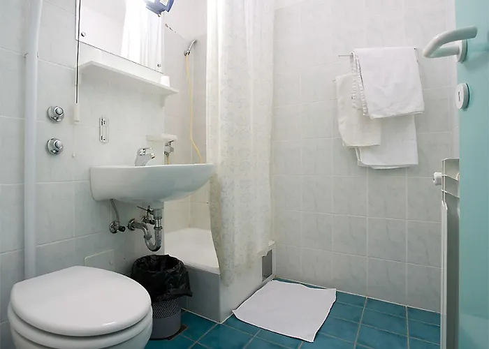 Spinut Auberge de jeunesse *